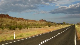 En route pour le centre rouge depuis Alice Springs ...